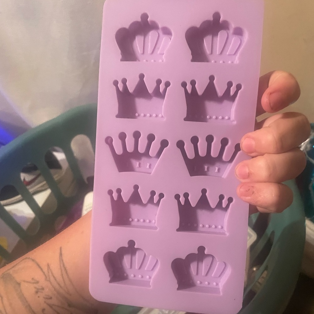 Clay or resin mold